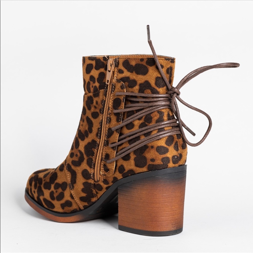5⭐️LEOPARD Corset Tie-Up Booties - Shoe - Picture 3 of 3